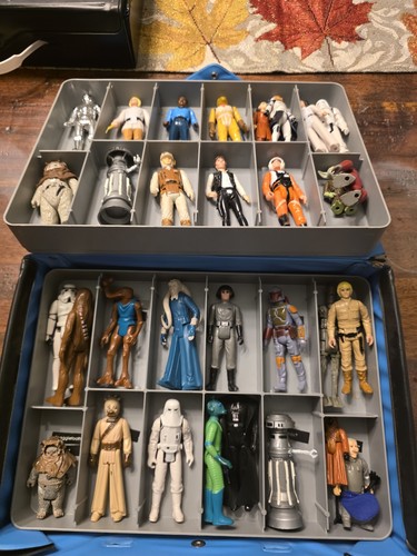 Vintage 1978-1983 Kenner Star Wars 31 Figure Lot + 1979 Collector Case Original