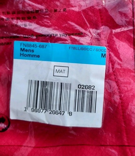 Liverpool 2024/25 Player Issued home Kit ( Shorts) Size medium Men’s bnwt - Picture 8 of 8