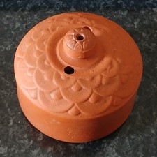 Ancienne cloche à fromage en terre cuite mesurant 10 cm X 15 cm