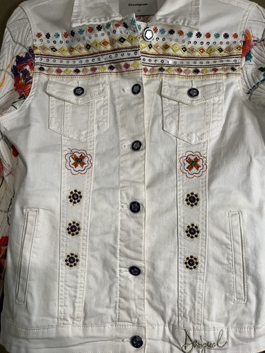 DESIGUAL weiße Jeansjacke mit Blumenstickerei Damen Gr. 36 / Small - Bild 2 von 9