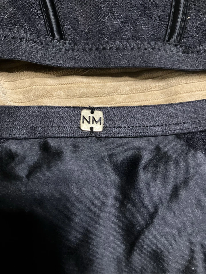 Nicole Miller 2 conjuntos de sujetadores acolchados con aros 36C y 2 bragas talla grande negro/fawn Foto 2 de 4