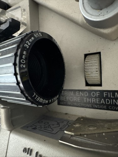 Bell Howell Filmosonic Super 8 Movie Projector Model 1733 BDirector Series,wTape - Picture 15 of 22