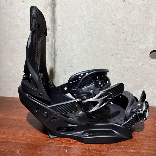 Fijaciones de snowboard BURTON LEXA con correas de patrón de malla Color Negro para mujer - Imagen 3 de 10