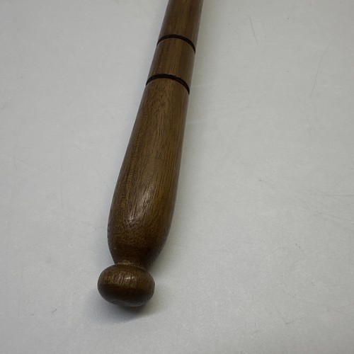 Vintage Brown Wooden Judges Gavel Court Auction - Picture 4 of 9