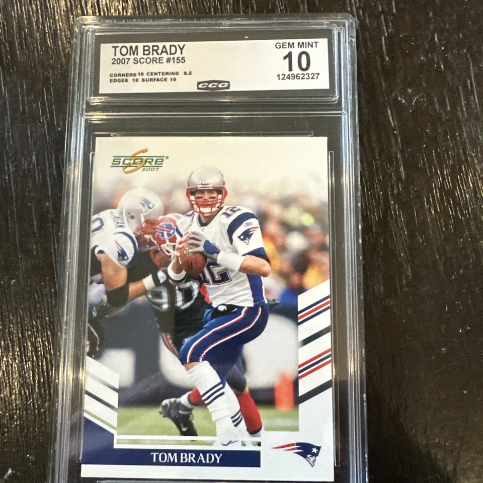 Tom Brady 2007 Score CCG 10 - Image 2 of 3