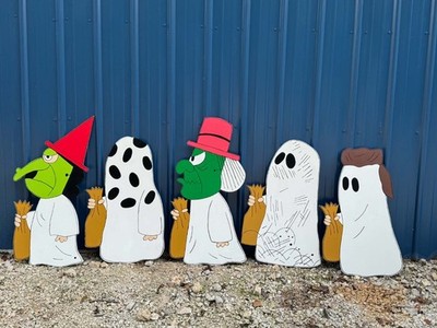 Peanuts Charlie Brown Trick or Treaters - Hand Painted Yard Art - Halloween