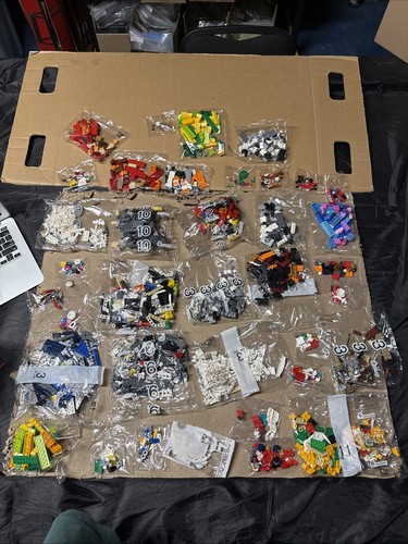 Lego gemischtes Set versiegelte Teile Tüten aus verschiedenen Sets