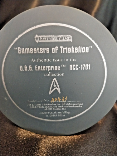 Star Trek Hawthorne Village "Gamers of Triskelion" - Picture 3 of 4
