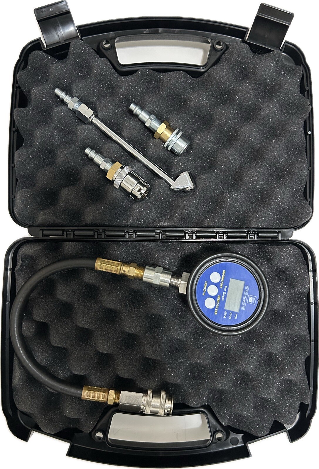 UNIVERSAL AIRCRAFT DIGITAL TIRE PRESSURE GAUGE 0-300 PSI 2026627 06-043-D NITROG