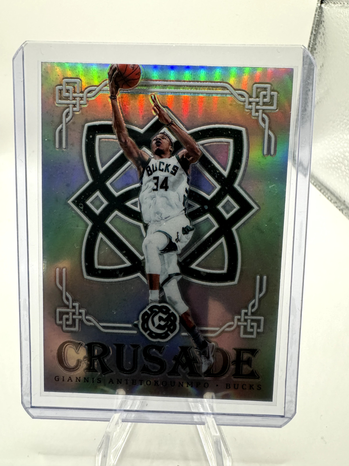 2016-17 Panini Excalibur - Crusade Silver #14 Giannis Antetokounmpo