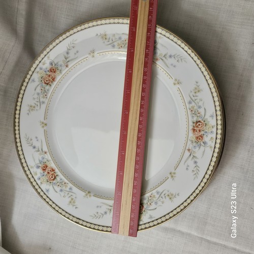 Mikasa Windsor Fine China L9036, Floral 10,5" Runder Speiseteller Hergestellt in Japan - Bild 4 von 10