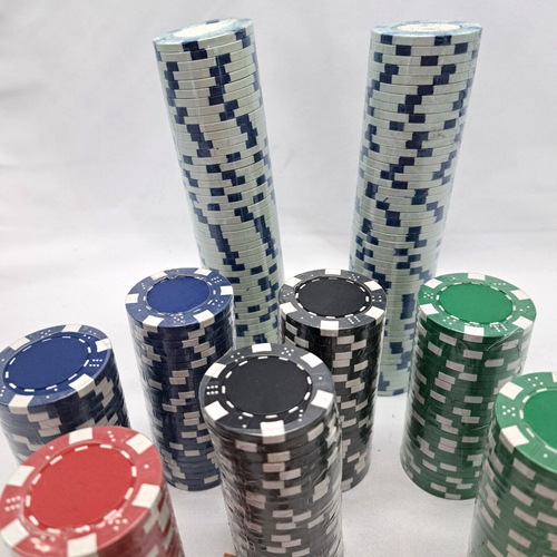300+ Poker Chips Red White Blue Green 1 1/2" Chips Dice Unopened - Picture 2 of 5
