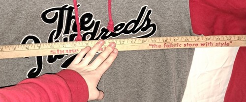 Sweatshirt "The Hundreds" grau und rot mit Kapuze Größe M - Bild 8 von 11