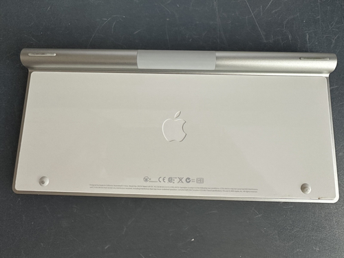 Apple A1314 MC184LL/A Bluetooth Wireless Magic Keyboard getestet, funktioniert einwandfrei!!! - Bild 2 von 2