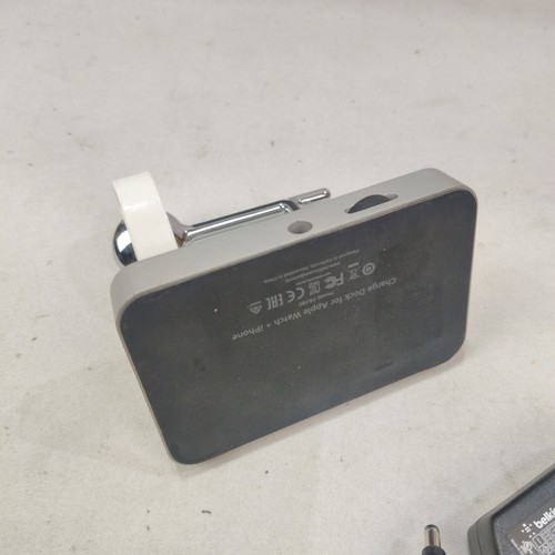 Belkin Charge Dock for Apple Watch & iPhone Silver F8J183 - Picture 6 of 7