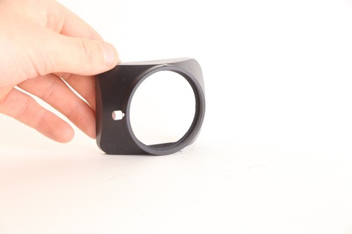 Konica 55mm Lens Hood / Square Shade for Hexanon 24mm f2.8 & 28mm f3.5 With Case - Picture 7 of 8