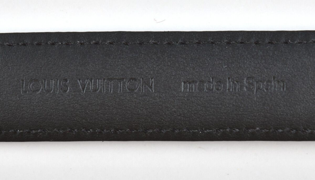 Louis Vuitton LV Slim Bracelet M6456 Size 19 | eBay Louis Vuitton LV Slim Bracelet M6456 Size 19 | eBay