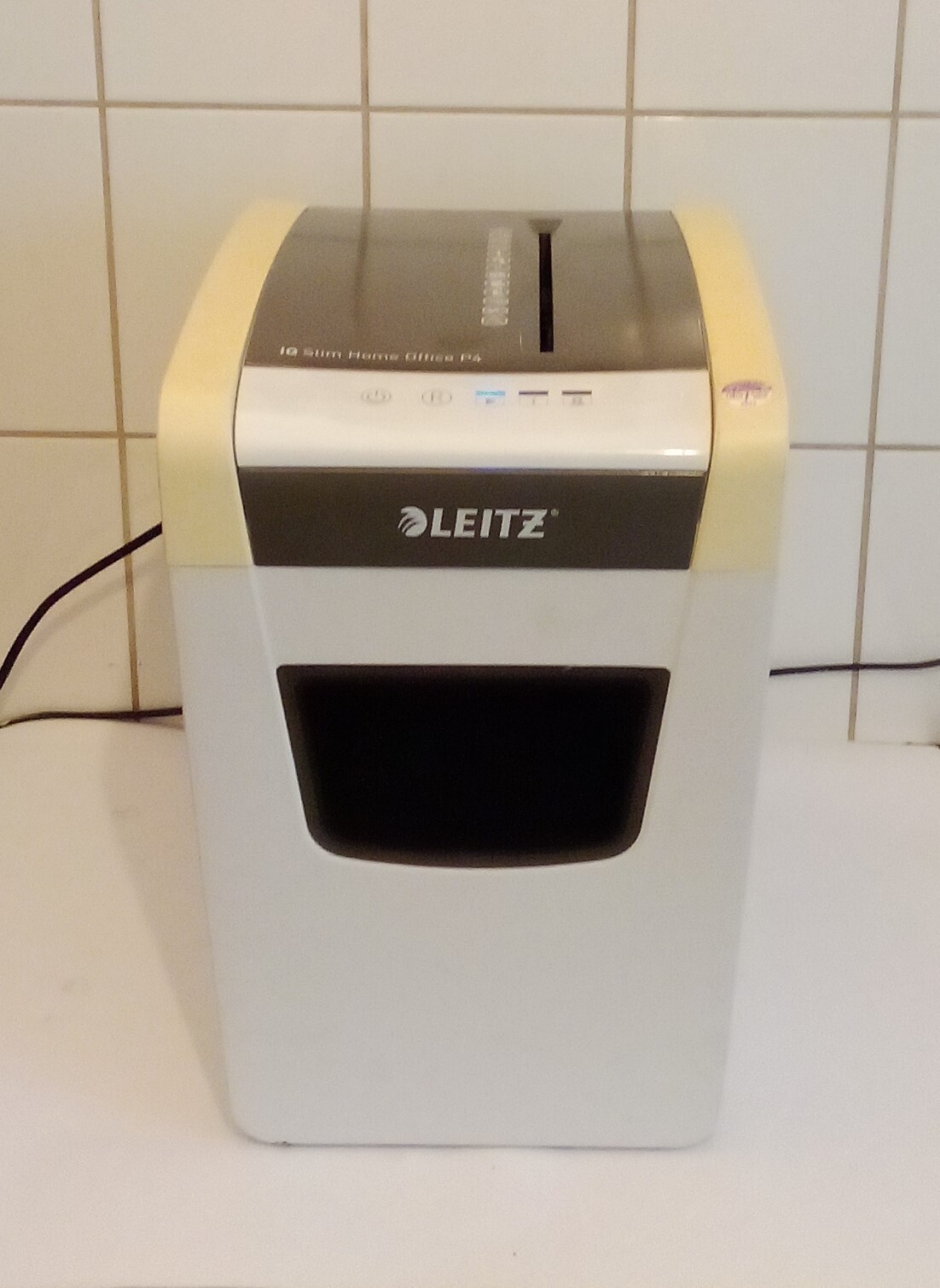 Bild 1 von 8