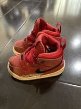 Nike Jordan Size 5C Legacy 312 Toro Toddler/Infant Shoes AT4055-601 Red