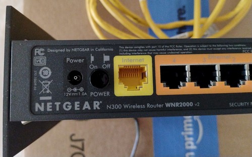 Netgear N300 WNR2000 V2 Wireless Internet Router WiFi - RJ45 With Power Adaptor - Picture 5 of 6