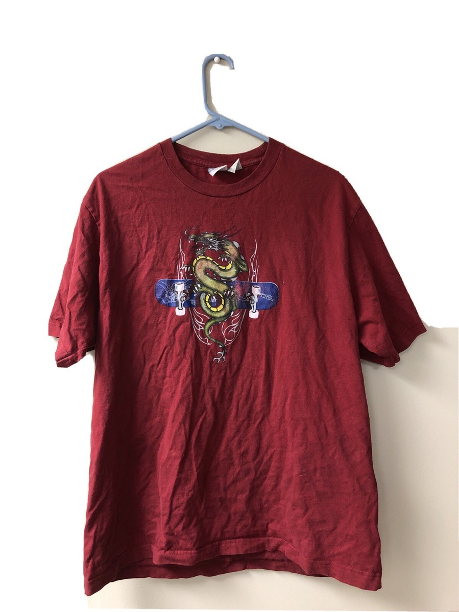 【1011 Gallery】Weird Skater T-Shirt Vintage Skateboarder T-Shirt With Skateboard Dragon Graphic
