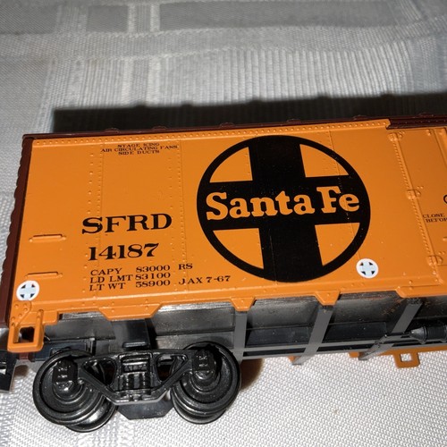 Athearn HO 40' Steel Reefer Santa Fe SFRD 14187 - Bild 12 von 14