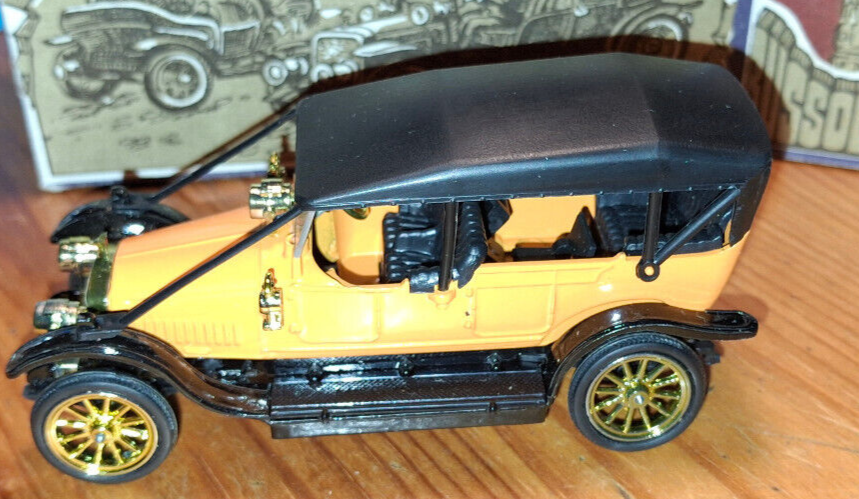 Picture 4 of 15