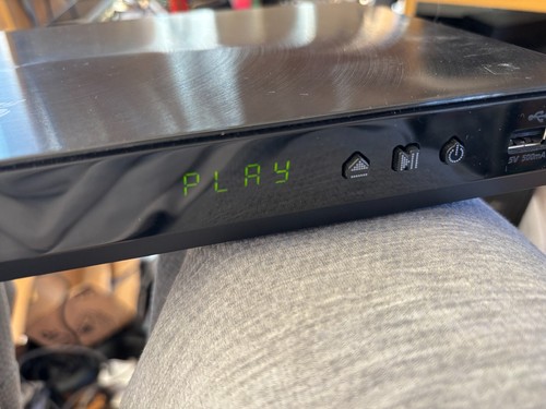 Samsung Blu-Ray 3D Player Region 4 / B Black with Remote BD-E5900 Tested - Picture 3 of 7