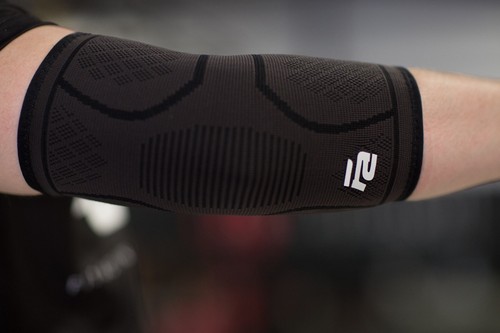 Tutore di supporto manica gomito compressione per tendinite, borsite, sollevamento pesi - Foto 5 di 40