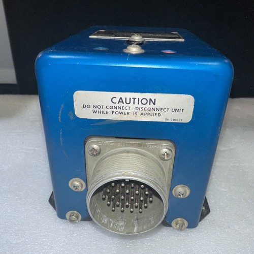 51539-002M Lear Siegler Inc DC Generator Control Unit (Volts: 28) (Amps: 10) - Bild 1 von 6