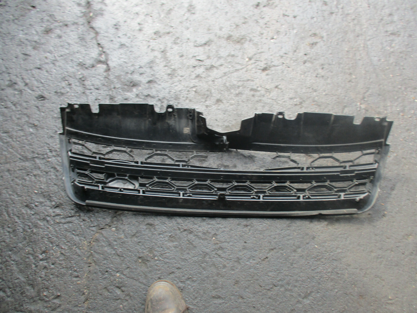 Picture 2 of 3