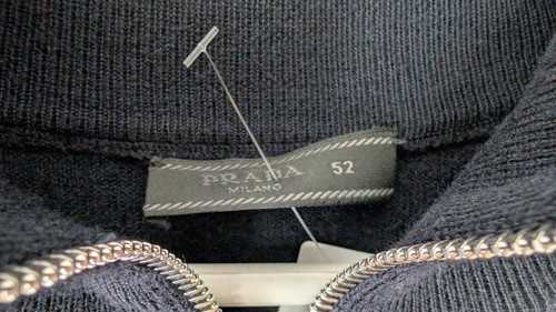 Prada Strickjacke Schurwolle gr.52 blau selten getragen - Bild 11 von 11