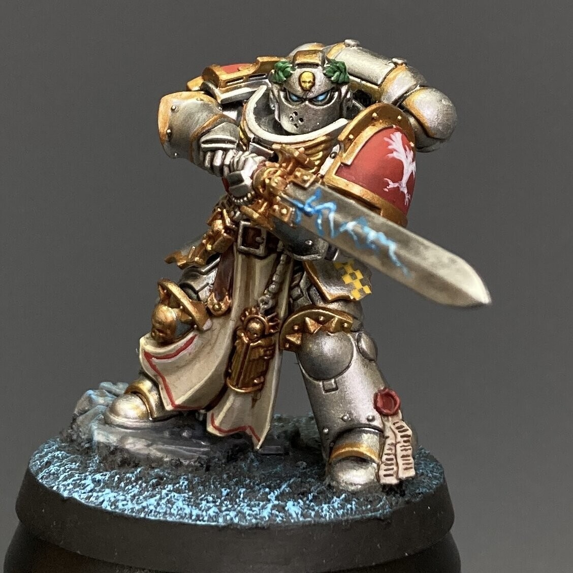 Warhammer 40K PAINTED Primaris Company Champion Space Marines HQ w