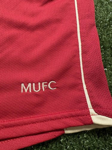 Vintage Nike 2006/2007 Manchester United Jersey Youth Size Large (12/13) - Picture 7 of 12