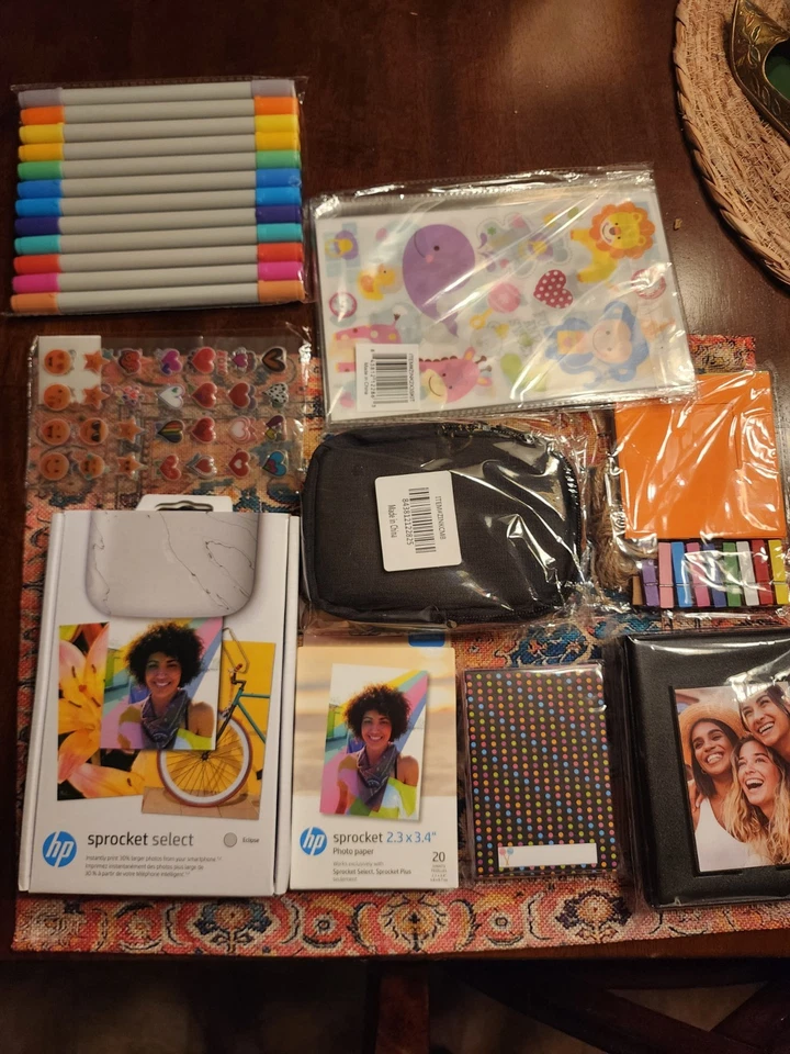 HP Sprocket Select Portable Instant Photo Printer Bundle - Image 2 of 4