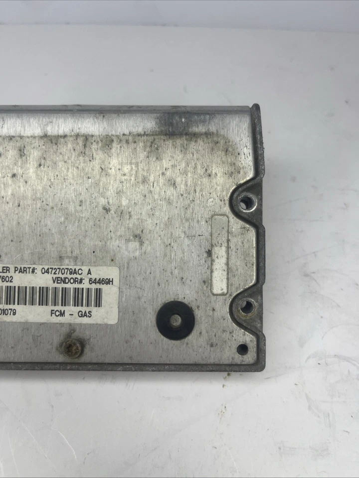 2001-2003 Dodge Caravan Grand Caravan Chrysler T&C Voyager FCM 04727079AC Foto 4 de 4