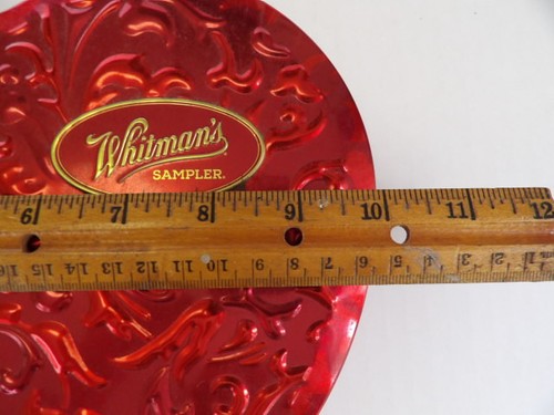 Whitman's & Russell Stover geprägte Valentinstag Dosen 10" Herz & rechteckig 2001 - Bild 9 von 12