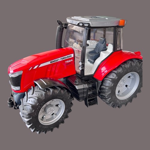 ✨Bruder Toys  Pro Series MASSEY FERGUSON 7624 Tractor Toy Model  1:16 “No Doors” - Picture 5 of 20