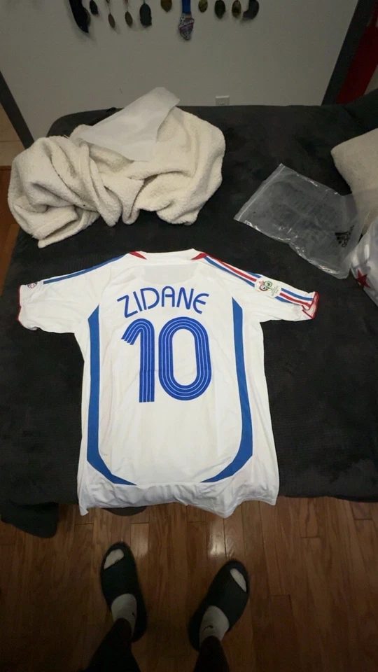 Camiseta Zidane Mundial 2006 Foto 2 de 4