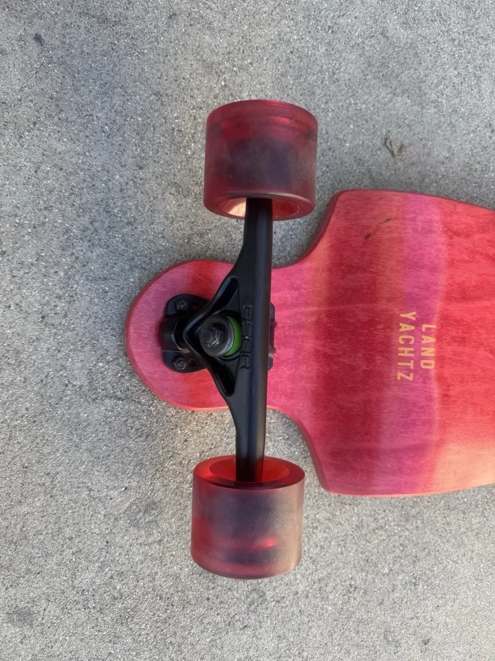 Landyachtz Longboard Monopatín 35” x 9” Gráfico Calavera con Ruedas Hawgs 70mm Rojo Foto 4 de 4