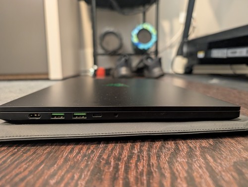 Razer Blade 15 (2023) i7-13800H, RTX 4070, 16GB RAM, 1TB SSD, 1440p, 240 Hz - Picture 4 of 7