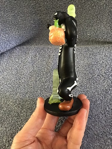 Disney Goofy Figurine HALLOWEEN Goofy Skeleton Costume Pumpkin Decor Rare - Picture 4 of 16