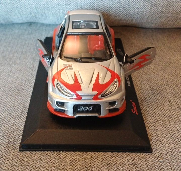 Picture 6 of 6