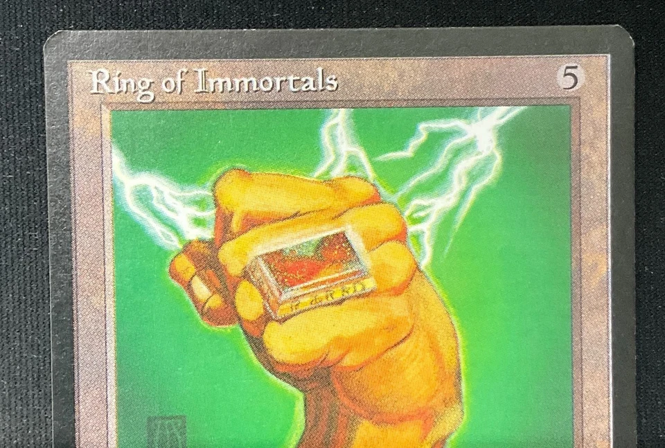Ring of Immortals Magic the Gathering Legends Pack Crimp - Image 3 of 4