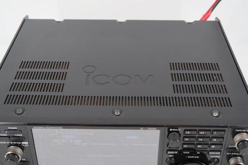 U17086 Used ICOM IC-7610 HF/50MHz All Mode Transceiver with Extras - Picture 4 of 10