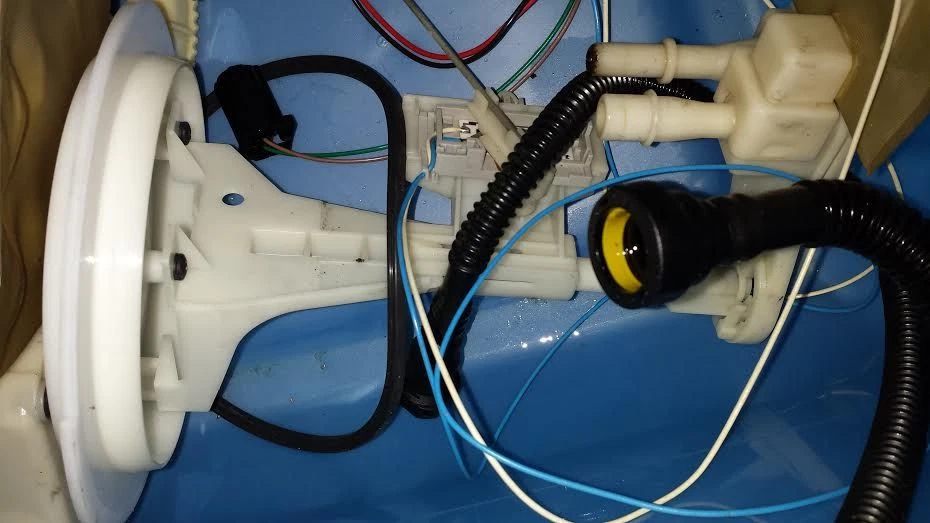 2004 2005 2006 2007 2008 JAGUAR X-TYPE BOMBA DE ENVIO DE COMBUSTÍVEL - Imagem 3 de 3