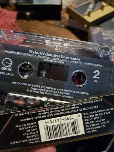Tesla Mechanical Resonance Cassette Tape Geffen 1986 M5G 24120 Hair Metal - Picture 4 of 4