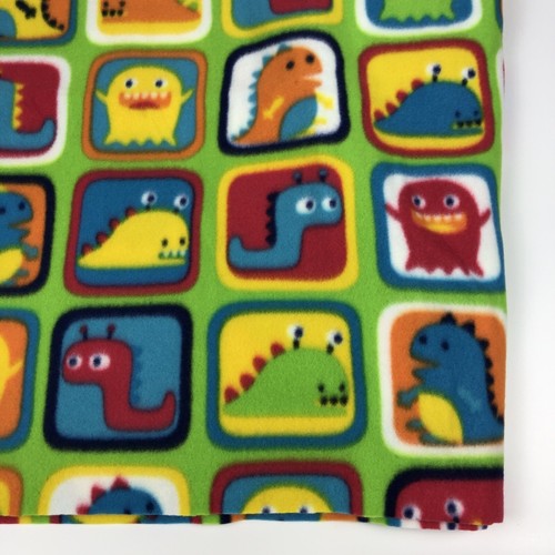 NEU FLEECE STOFF bunte lustige Monster ca. 62" x 52" verspielt glücklich - Bild 6 von 7