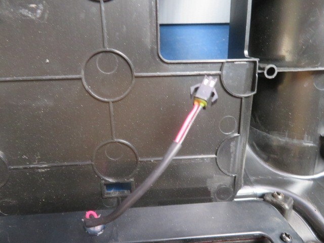 Picture 4 of 6