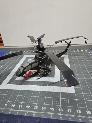 Cox 4502 Free Flight Helicopter (ATTACK COBRA) Built - Picture 4 of 12